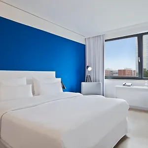 Отель Frankfurt Messe Affiliated By Melia