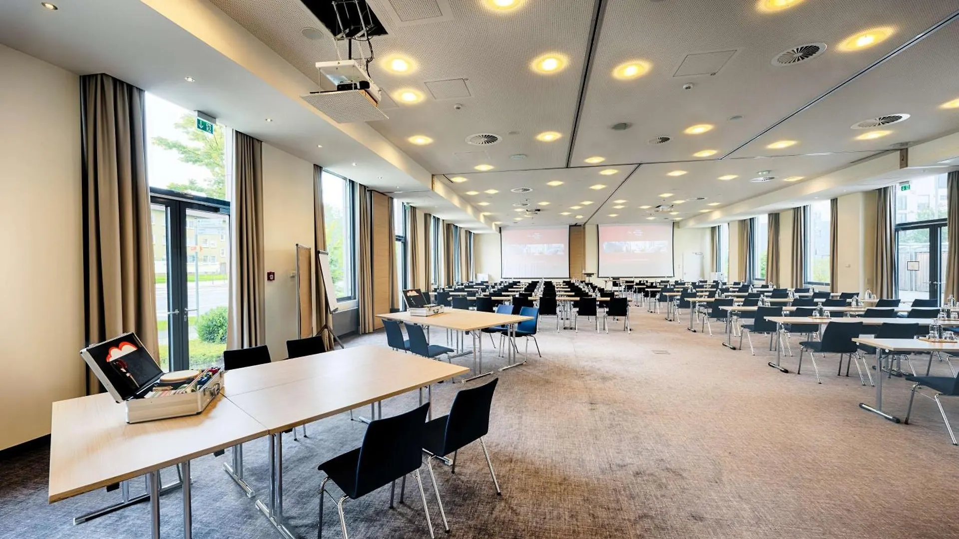 Best Western Plus Welcome Hotel Frankfurt Frankfurt nad Mohanem 4*,
